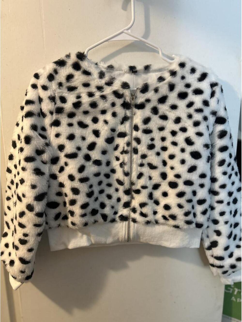 Brand new Black & white dalmatian print faux fur zip up jacket in XS